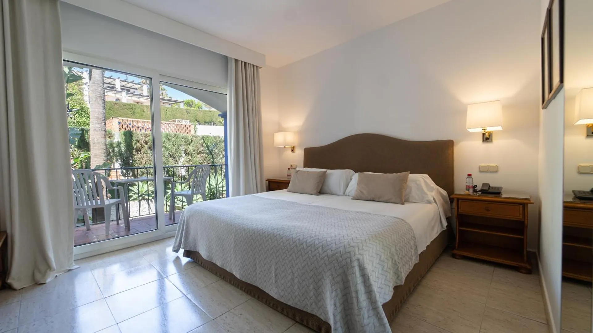 Hotel Piedra Paloma By Croma Estepona 2*,