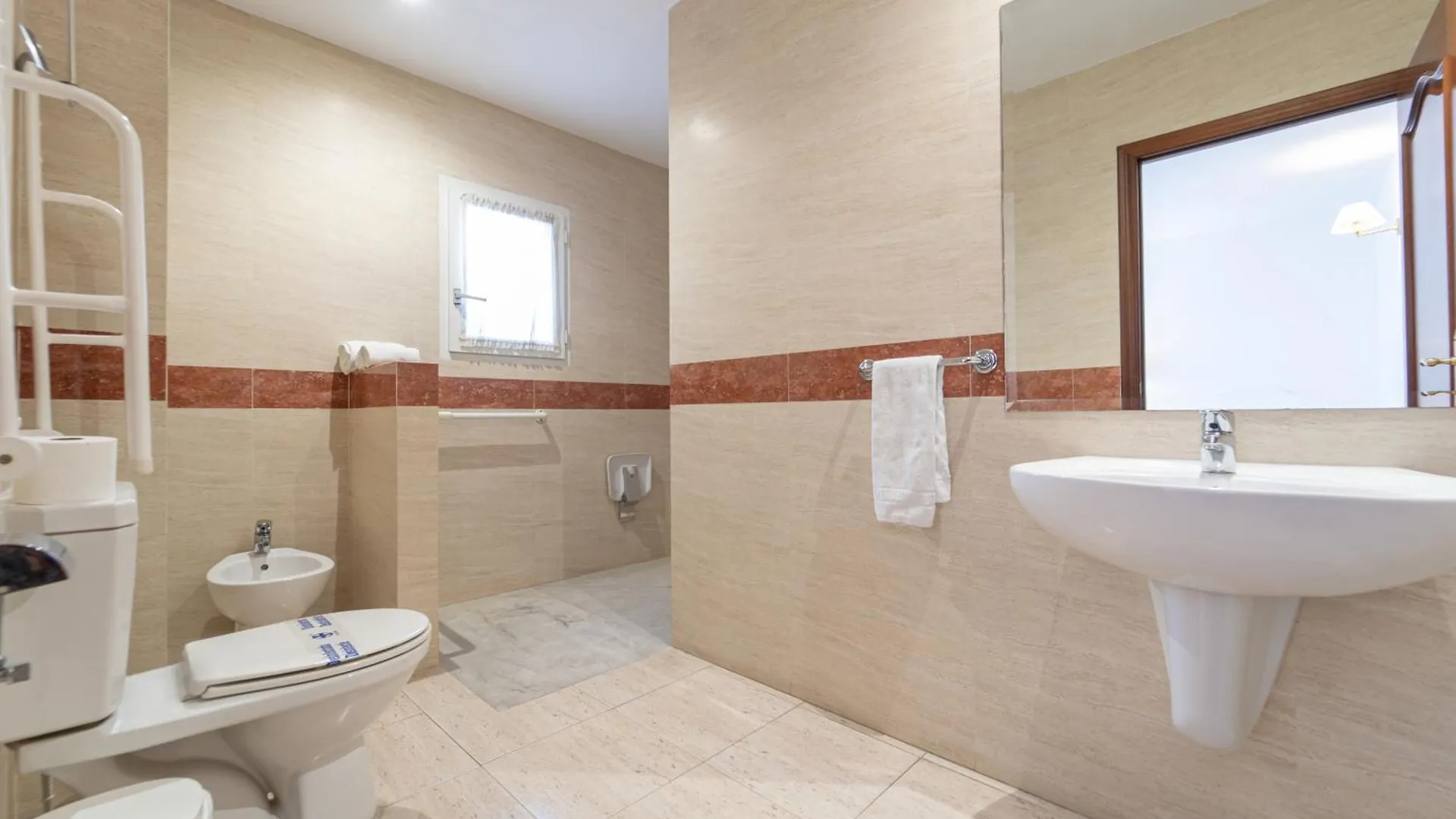 Hotel Piedra Paloma By Croma Estepona 2*,